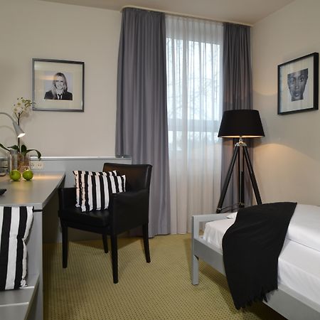 Hotel Friends Cologne Exterior photo
