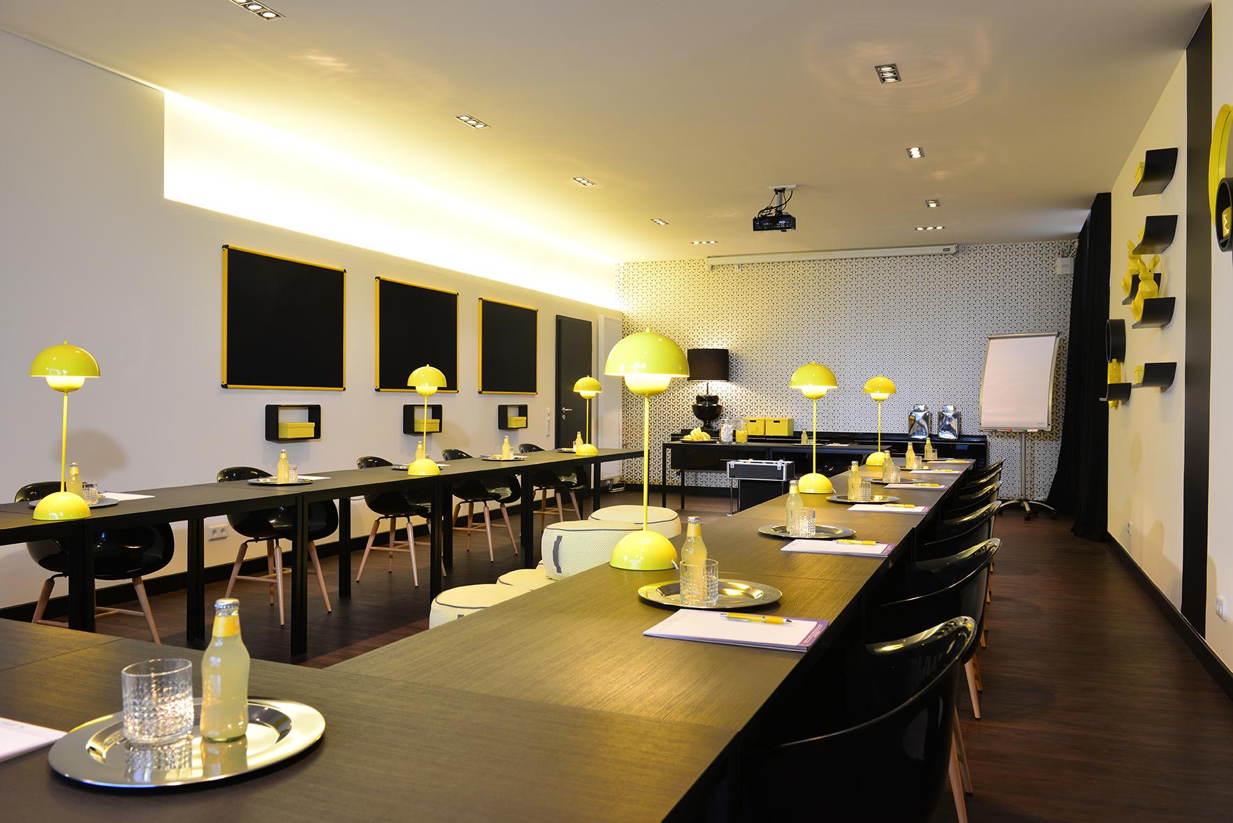 Hotel Friends Cologne Exterior photo